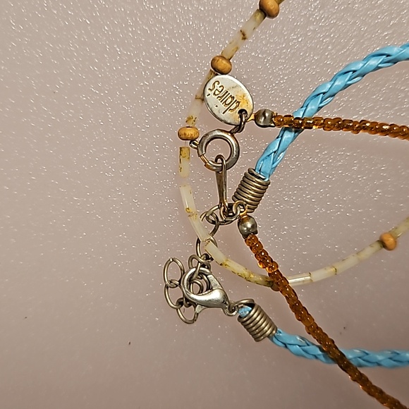 Lot of 9 pc. of 2 necklaces 1 earring 6 bracelets bag #1 faux wood tan natural - Picture 6 of 11